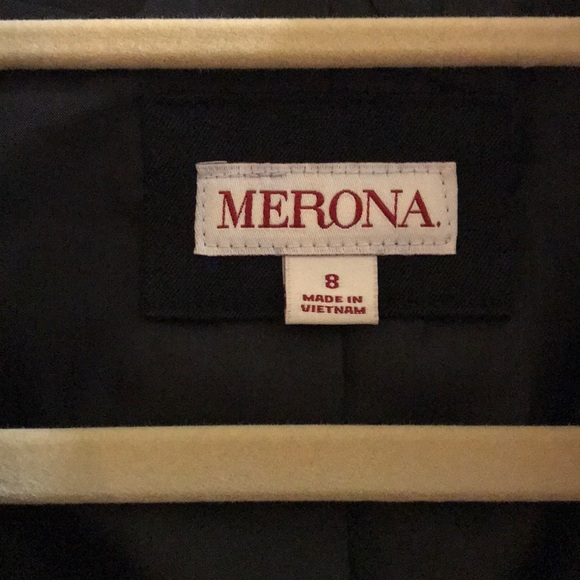 Blazer - Picture 2 of 2